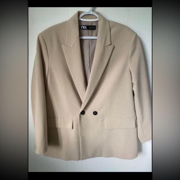 Zara Blazer in Sand - Picture 2 of 4